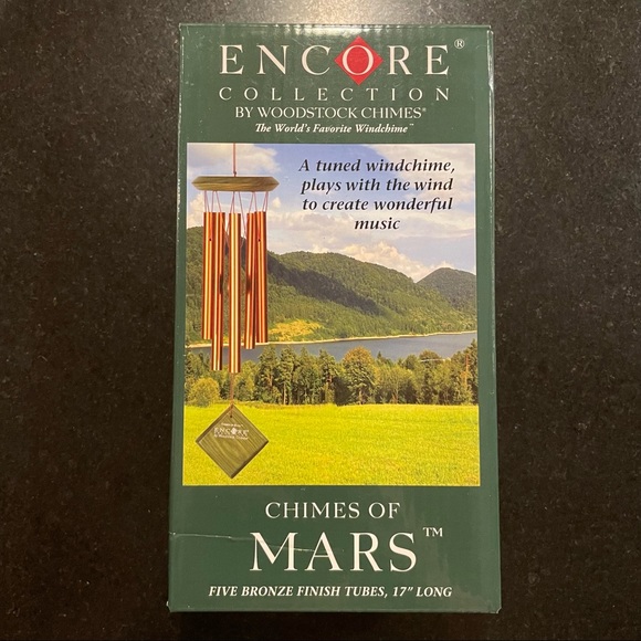 BNIB Encore Collection Chimes of Mars - Green Wash